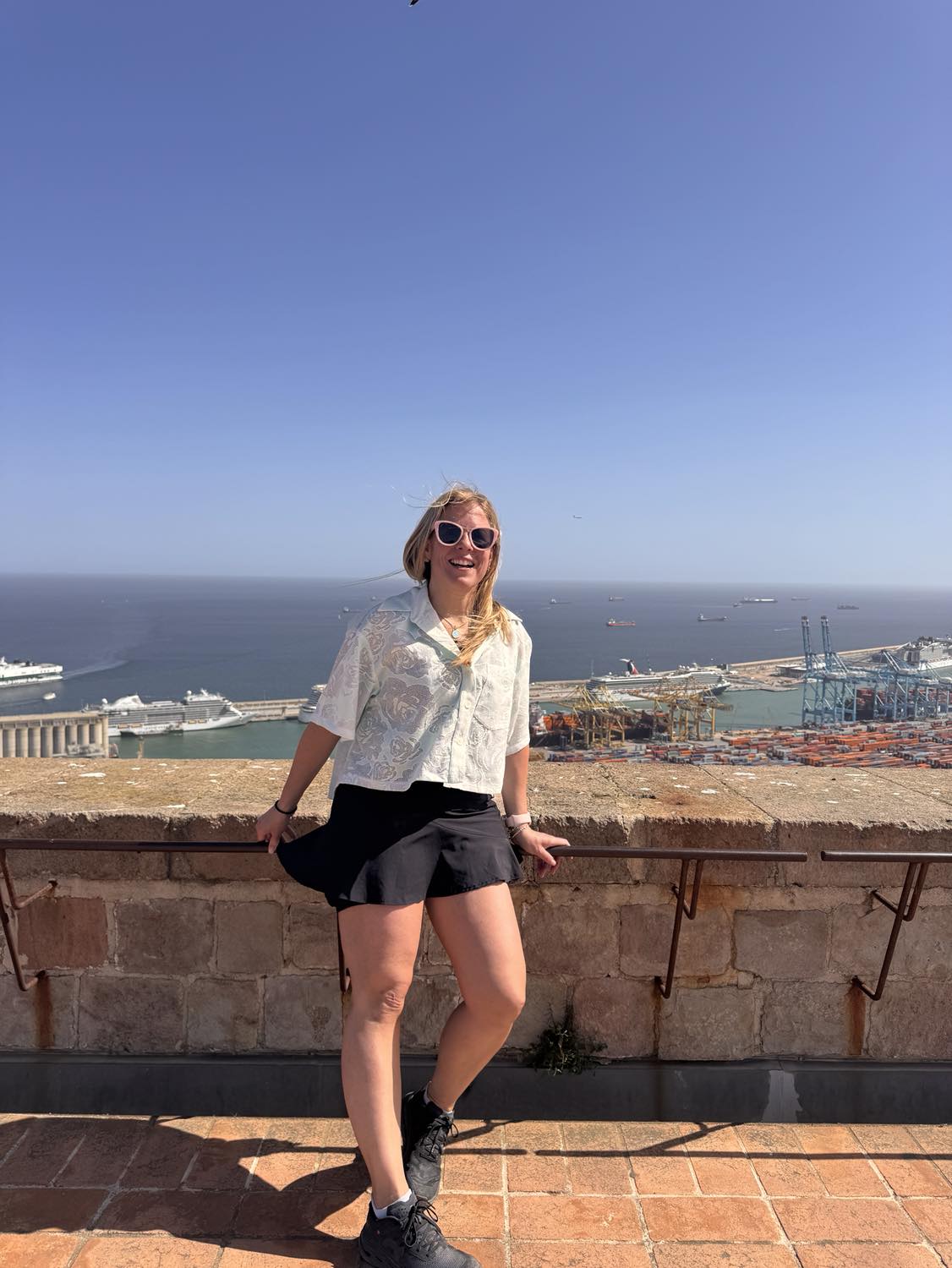 Roselyne - Blouse fleurie translucide