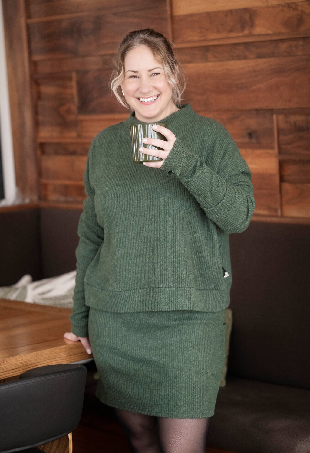 Danie - Chandail ample à manches longues et col montant