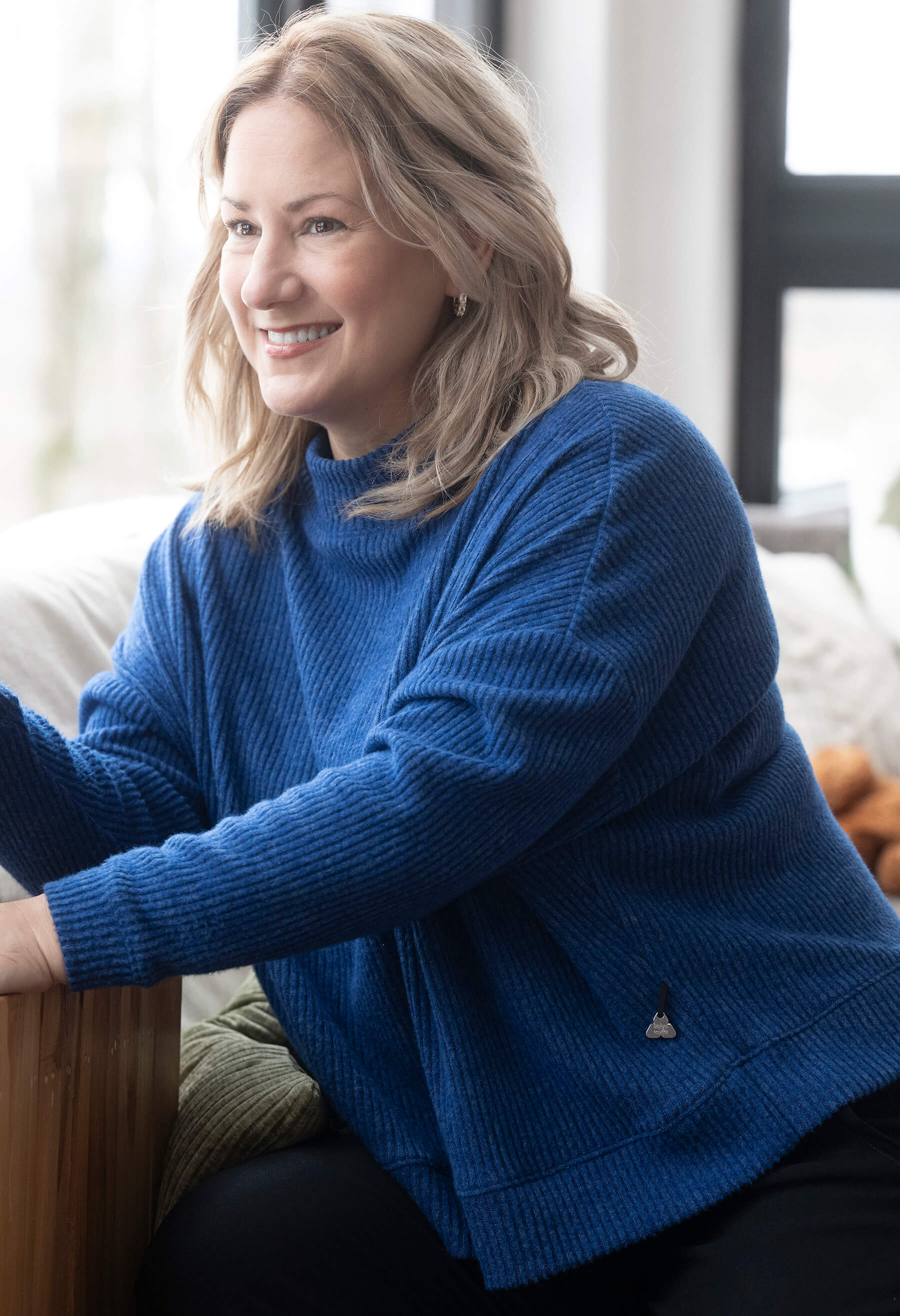 Danie - Chandail ample à manches longues et col montant