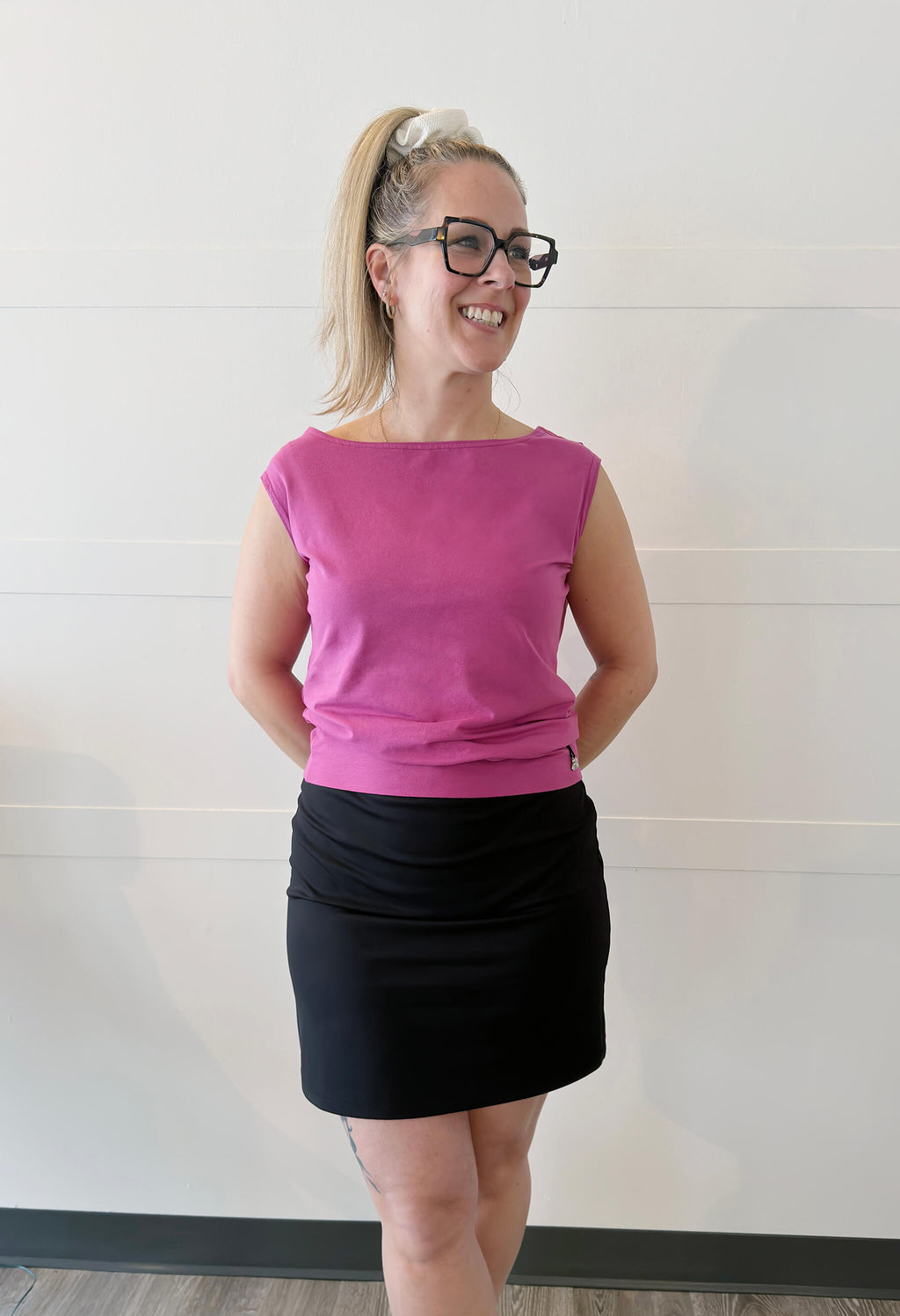 Fred - Sweater with very short sleeves and a round neckline