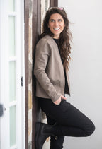 Julia - Short, structured jacket in Ponte de Roma fabric with side pockets 