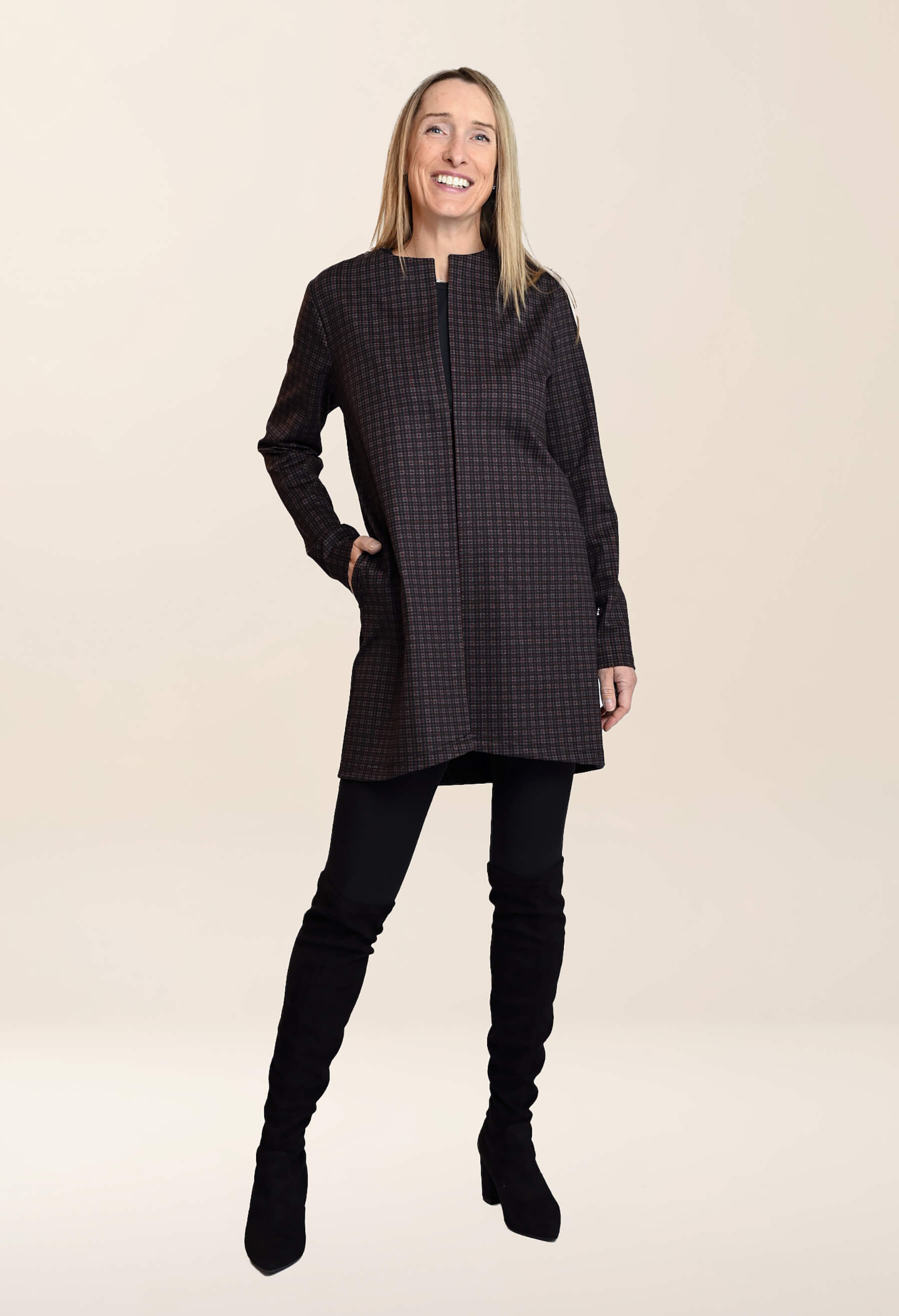 Juliana - Long, elegant jacket with side pockets