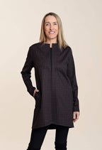 Juliana - Long, elegant jacket with side pockets