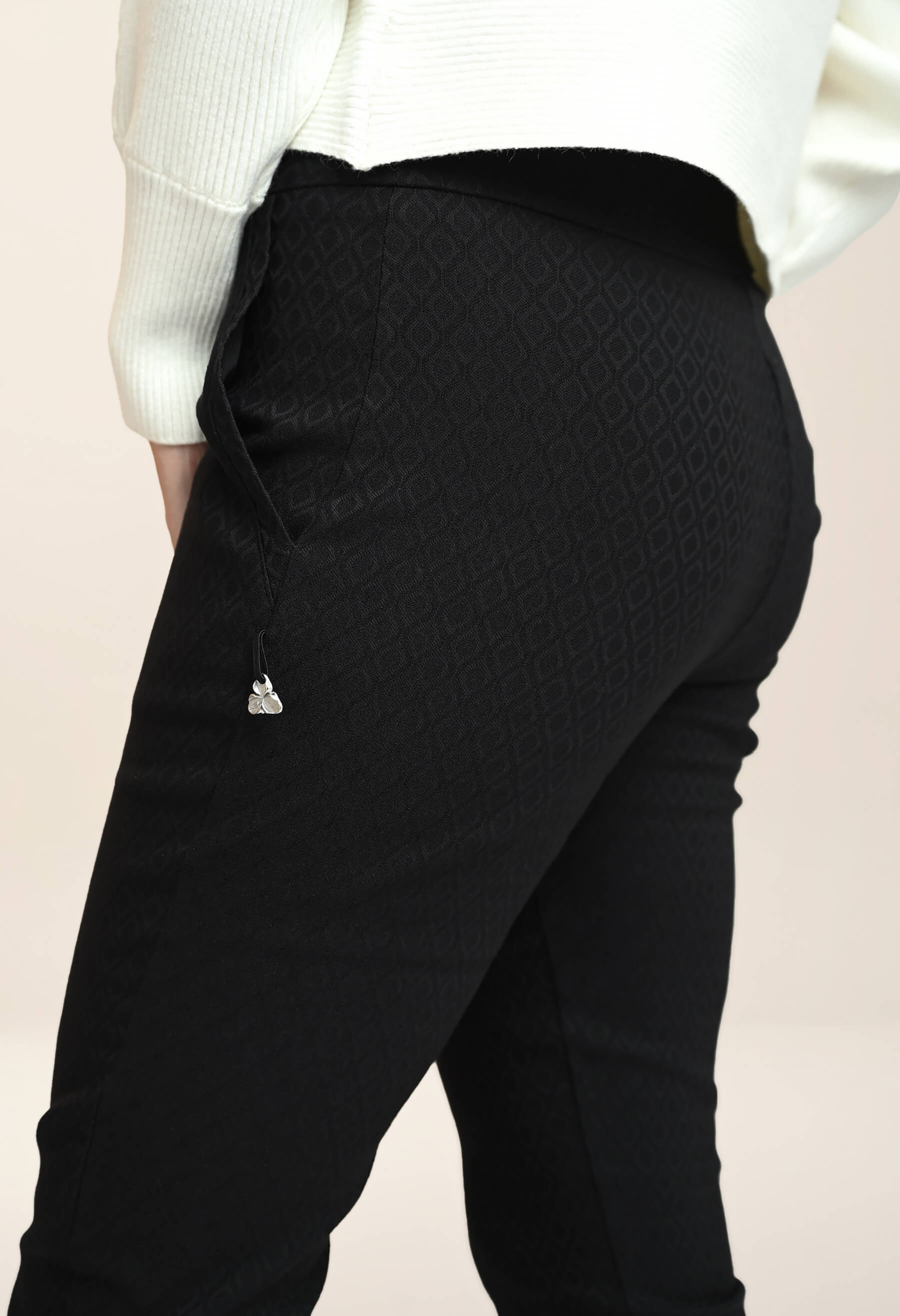 Sasha - Textured Pants