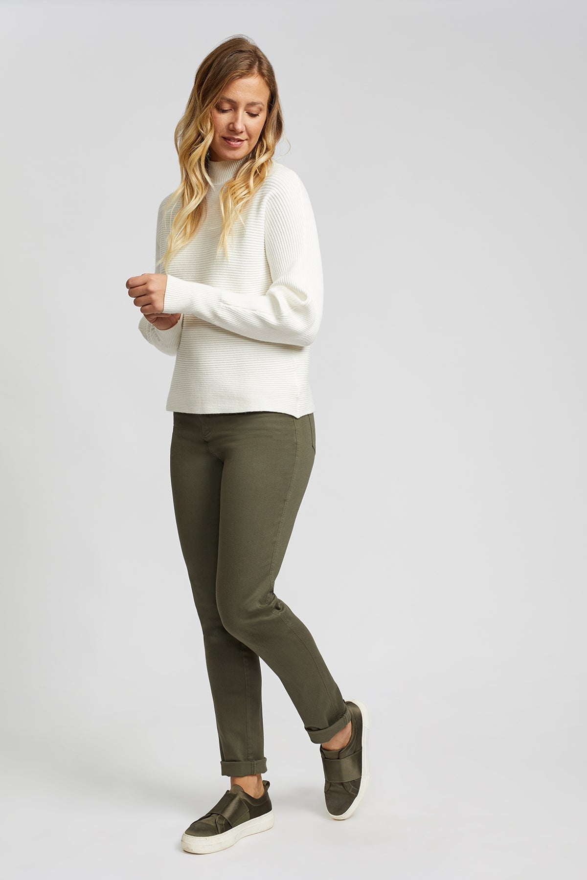 Léna - Chandail côtelé à col montant