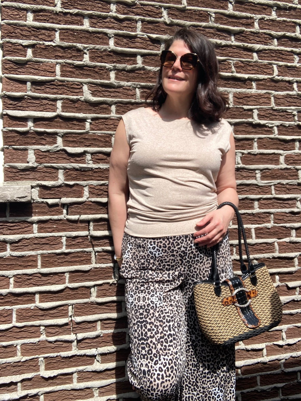 Fred - Sweater with very short sleeves and a round neckline