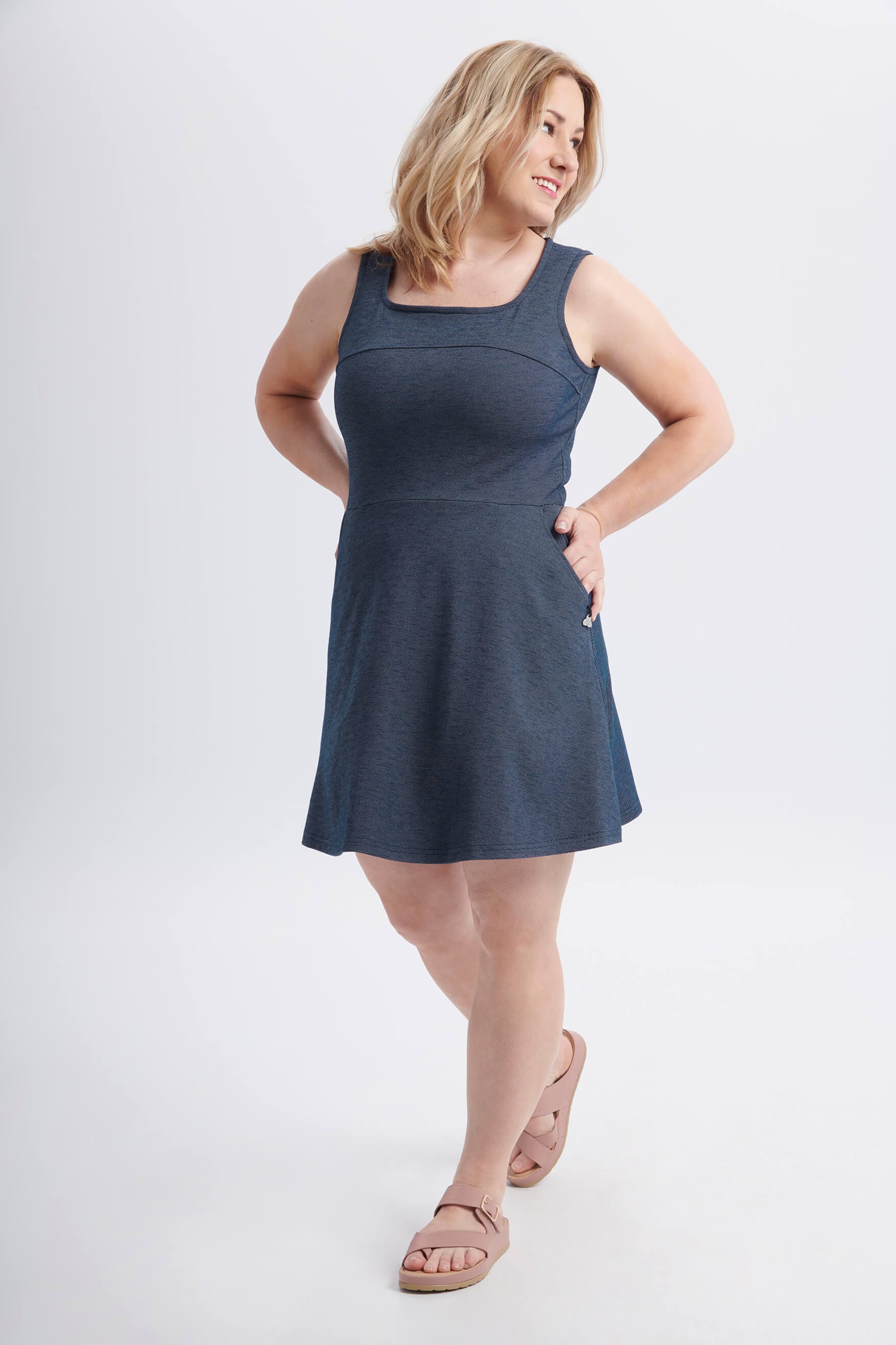 KSL Robe June - Robe sans manches à encolure carrée