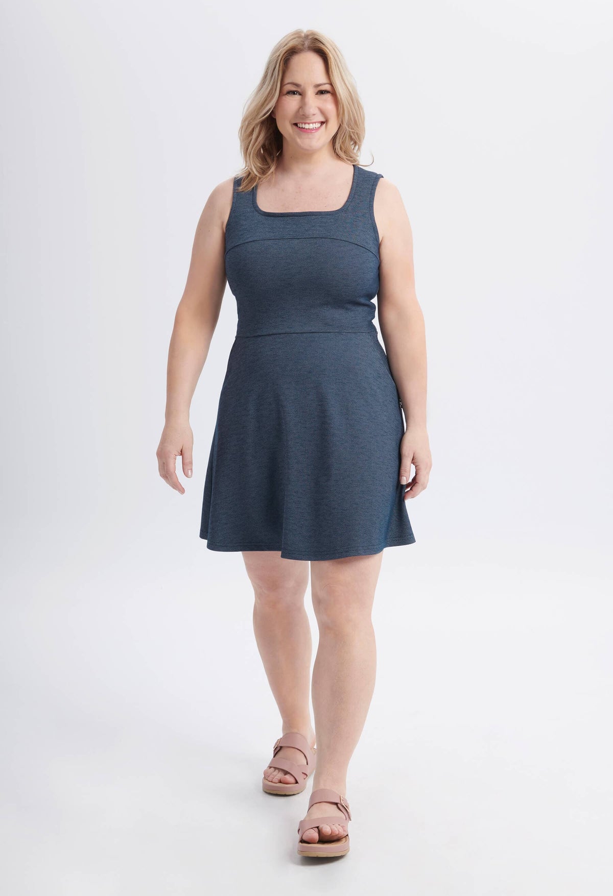 KSL Robe June - Robe sans manches à encolure carrée